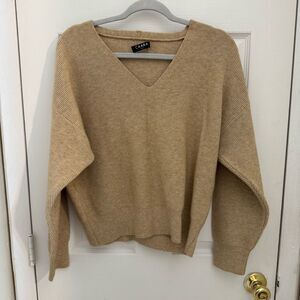 CAARA Women’s V Neck Pullover Sweater Size Large Tan Boxy Layering Neutral